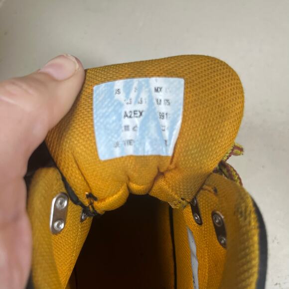 Timberland Toddler Boots - size for unknown see photos for measurements - Picture 10 of 10